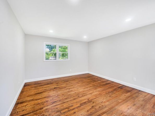 105 Julbet Drive, Sayville NY 11782