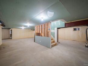 12 Hoover Lane, Bethpage NY 11714