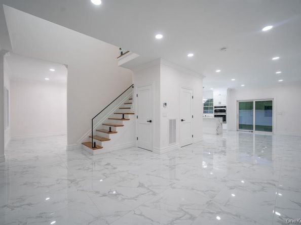12 Hoover Lane, Bethpage NY 11714