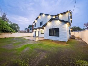 12 Hoover Lane, Bethpage NY 11714