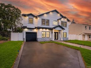 12 Hoover Lane, Bethpage NY 11714