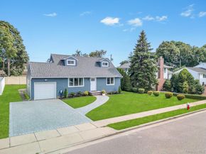 23 Peachtree Lane, Hicksville NY 11801