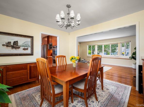14 Belvidere Place, New Rochelle NY 10805