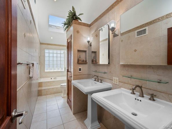 14 Belvidere Place, New Rochelle NY 10805