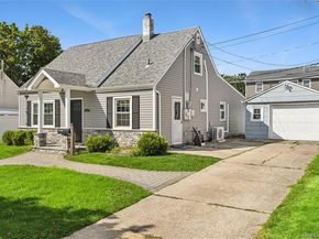 26 Shelter Lane, Levittown NY 11756