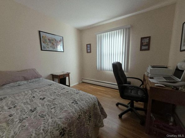 22 Berkshire Road, Bethpage NY 11714
