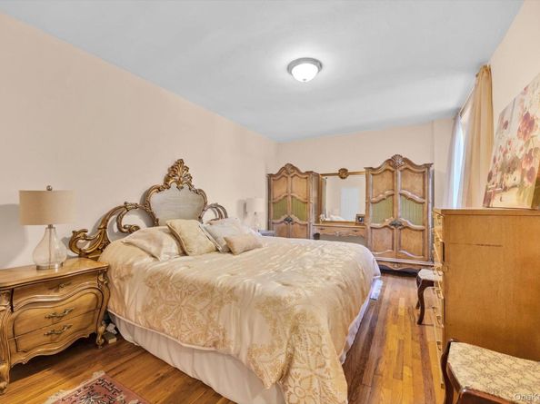 67-30 Clyde Street 3W, Forest Hills NY 11375