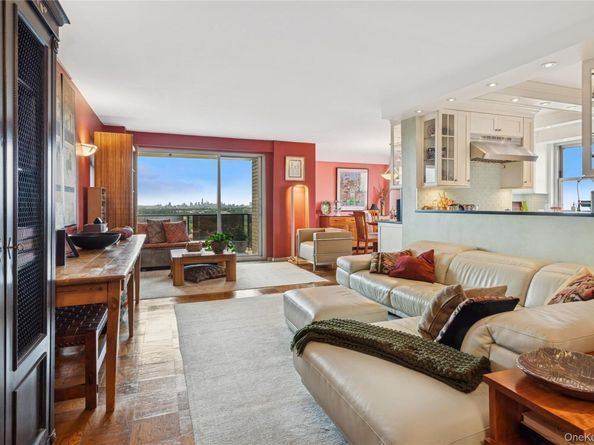 110-11 Queens Boulevard 31C, Forest Hills NY 11375