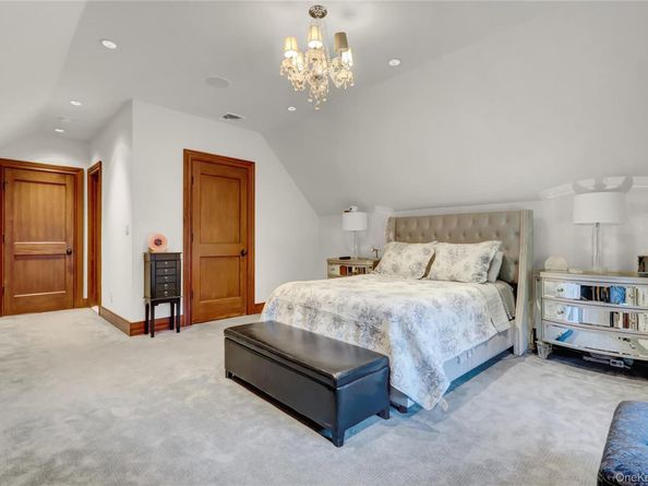 63 Dyke Road, Setauket NY 11733