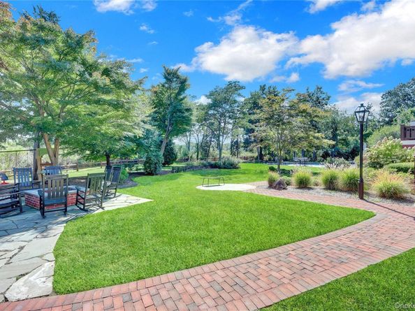 63 Dyke Road, Setauket NY 11733