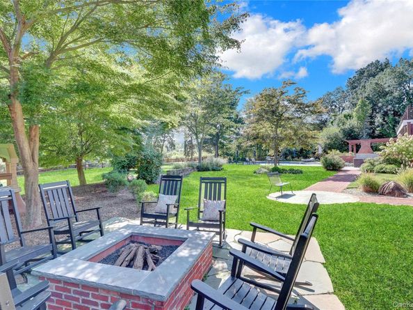 63 Dyke Road, Setauket NY 11733