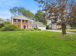 12 Aron Drive, Woodbury NY 11797