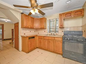 20 E Roosevelt Avenue, Roosevelt NY 11575