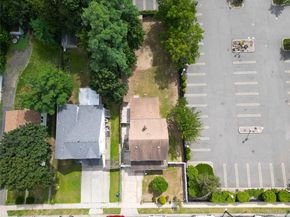 20 E Roosevelt Avenue, Roosevelt NY 11575