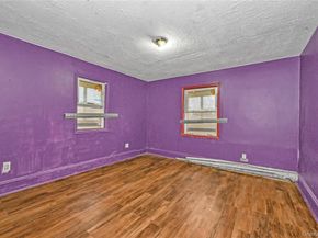 20 E Roosevelt Avenue, Roosevelt NY 11575