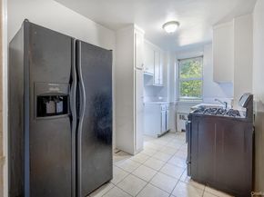 80 Knolls Crescent 1B, Bronx NY 10463