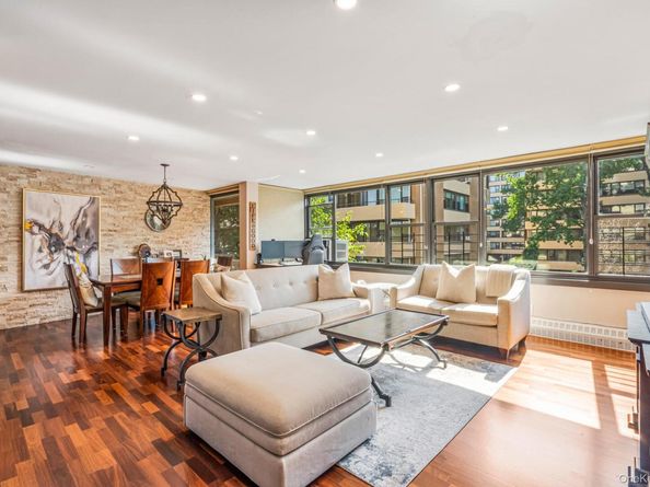 16801 12th Avenue 3A, Whitestone NY 11357
