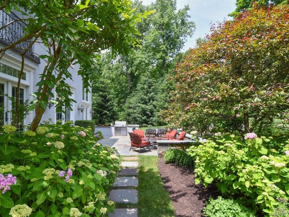 23 Brookwood Drive, Briarcliff Manor NY 10510