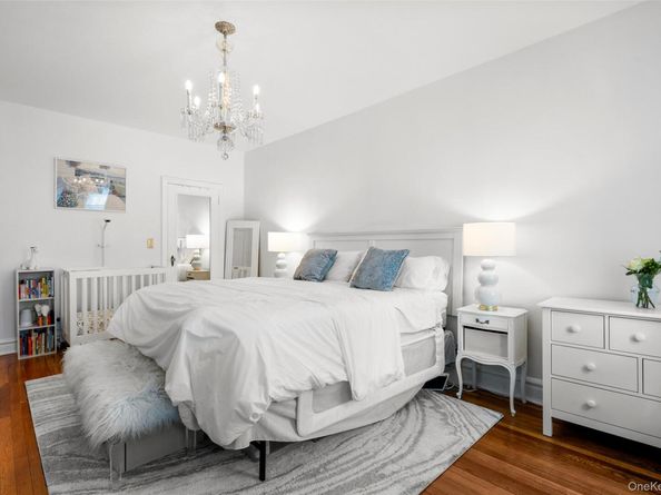 14 N Chatsworth Avenue 2G, Larchmont NY 10538