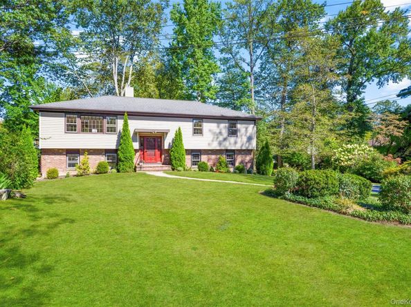 150 Maywood Road, New Rochelle NY 10804