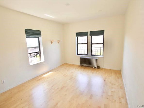 43-33 48 Street 6D, Sunnyside NY 11104