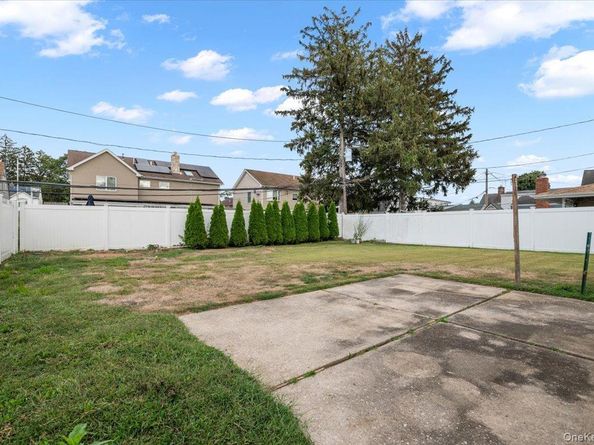 23 Rhoda Street, West Hempstead NY 11552