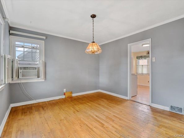 23 Rhoda Street, West Hempstead NY 11552