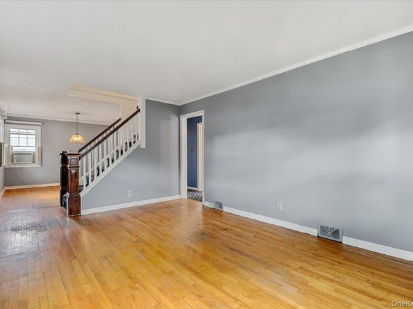 23 Rhoda Street, West Hempstead NY 11552