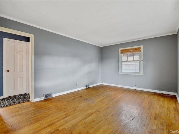 23 Rhoda Street, West Hempstead NY 11552