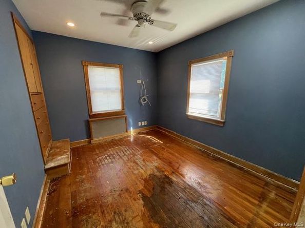 45 Cedar Avenue, Farmingdale NY 11735