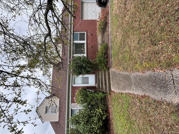 371 N Ocean Avenue, Patchogue NY 11772