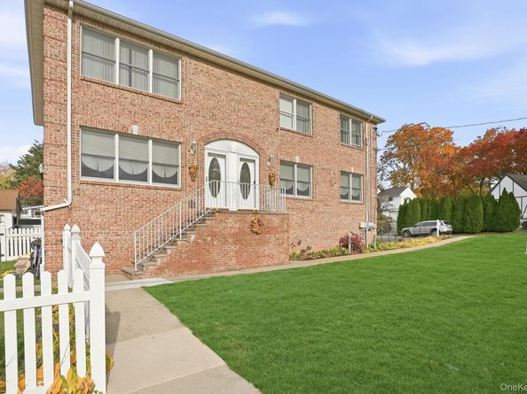 46 Bryn Mawr Place, Yonkers NY 10701