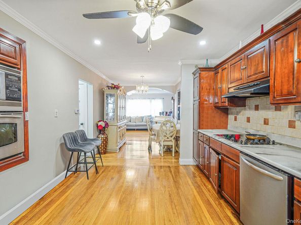 182 Ann Street, Valley Stream NY 11580