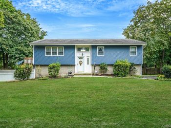 3 Selmar Court