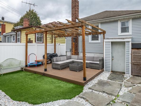 314 King Avenue, Bronx NY 10464