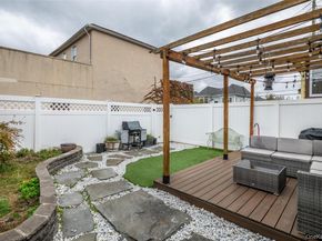 314 King Avenue, Bronx NY 10464