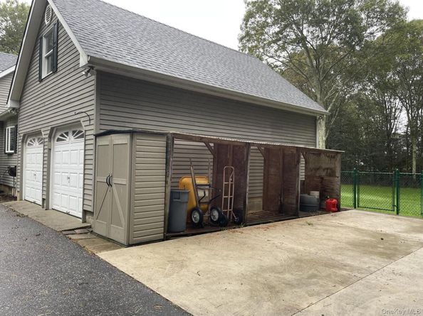 501 Wading River Road, Manorville NY 11949