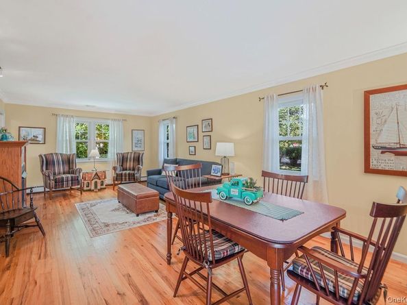 50 Head Of The Neck Road, Bellport NY 11713