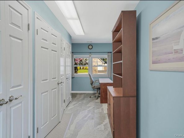 50 Head Of The Neck Road, Bellport NY 11713