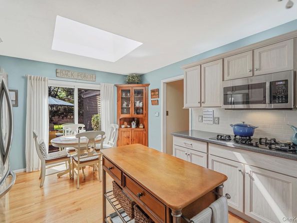 50 Head Of The Neck Road, Bellport NY 11713