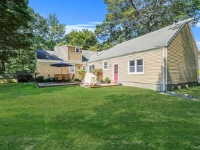 50 Head Of The Neck Road, Bellport NY 11713