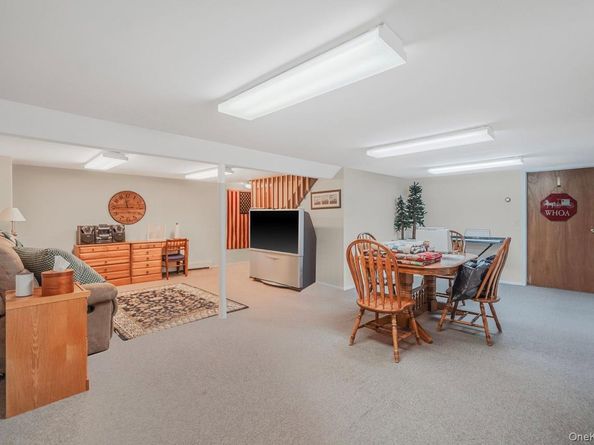 50 Head Of The Neck Road, Bellport NY 11713