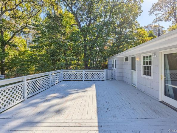 15 Oakwood Avenue, Miller Place NY 11764