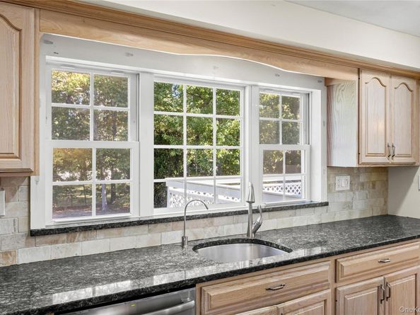 15 Oakwood Avenue, Miller Place NY 11764