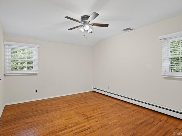 15 Oakwood Avenue, Miller Place NY 11764