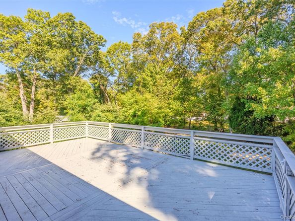 15 Oakwood Avenue, Miller Place NY 11764