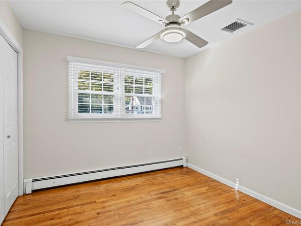 15 Oakwood Avenue, Miller Place NY 11764