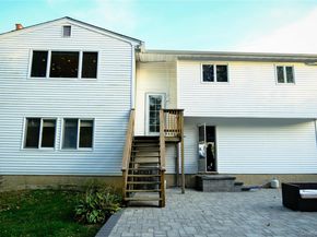 23 Bowman Lane, Kings Park NY 11754