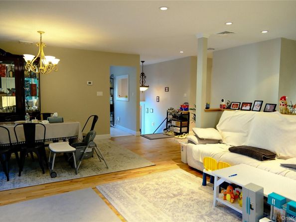 23 Bowman Lane, Kings Park NY 11754