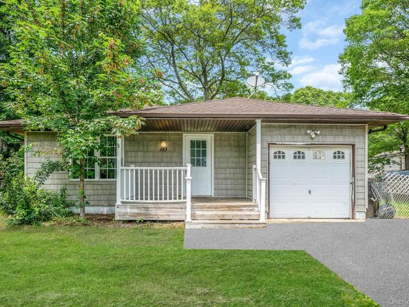 193 Shinnecock Avenue, Mastic NY 11950
